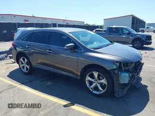 2015 Toyota Venza XLE with VIN 4T3ZK3BB1FU071956, listed as a IAAI auction lot 42030099 with 157,434 mi miles. Bid and sale history available at carsss.com. Image 1.