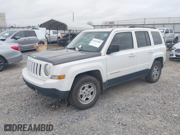2014 Jeep Patriot Sport with VIN 1C4NJPBAXED504895, listed as a IAAI auction lot 41837883 with 272,331 mi miles. Bid and sale history available at carsss.com. Image 2.