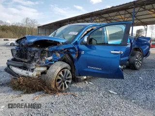 2018 Toyota Tundra SR5 z VIN 5TFHW5F14JX744417, wystawiony jako Copart lot #44142785 z przebiegiem 69 783 mil mil oraz Szkoda całkowita • Salvage title. Historia ofert i sprzedaży dostępna na DreamBid. Obrazek 1.