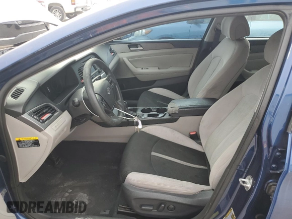 2015 Hyundai Sonata SE z VIN 5NPE24AF7FH227434, wystawiony jako Copart lot #48319325 z przebiegiem 178 925 mil mil oraz Szkoda całkowita • Salvage title. Historia ofert i sprzedaży dostępna na DreamBid. Obrazek 7.