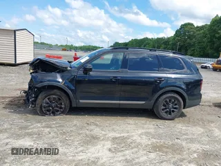 2023 Kia Telluride SX Prestige X-Pro с VIN 5XYP5DGC9PG410954, выставлен на аукционе IAAI как лот 42256472 с пробегом 32 378 миль миль и . История ставок и продаж доступна на DreamBid. Изображение 14.