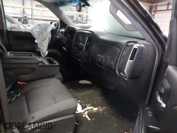 2018 Chevrolet Silverado 1500 LT with VIN 3GCUKREC2JG178119, listed as a IAAI auction lot 41609027 with Not Provided miles. Bid and sale history available at carsss.com. Image 5.