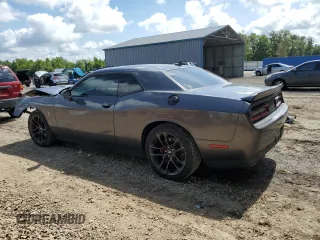 2020 Dodge Challenger R/T Scat Pack z VIN 2C3CDZFJ6LH104504, wystawiony jako Copart lot #60420655 z przebiegiem 23 581 mil mil oraz Szkoda całkowita • Salvage title. Historia ofert i sprzedaży dostępna na DreamBid. Obrazek 2.