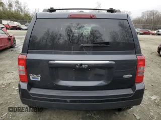 2016 Jeep Patriot Latitude with VIN 1C4NJRFB2GD587062, listed as a Copart auction lot 43971305 with 135,744 mi miles and Salvage Title. Bid and sale history available at carsss.com. Image 6.