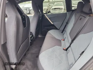 2024 BMW iX M60 z VIN WB533CF08RCR13397, wystawiony jako Copart lot #79058994 z przebiegiem 216 mil mil oraz Szkody całkowita. Historia ofert i sprzedaży dostępna na DreamBid. Obrazek 12.