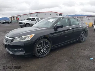 2017 Honda Accord Sedan Sport SE with VIN 1HGCR2F10HA015944, listed as a IAAI auction lot 41862427 with 131,947 mi miles. Bid and sale history available at carsss.com. Image 2.