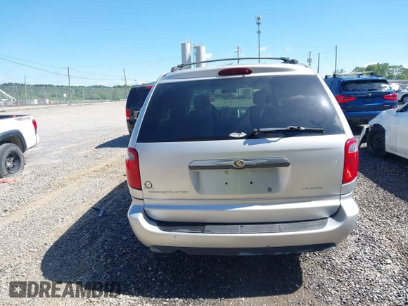 2006 Chrysler Town & Country Touring with VIN 2A4GP54L36R820920, listed as a IAAI auction lot 42335161 with 205,432 mi miles and . Bid and sale history available at DreamBid. Image 16.
