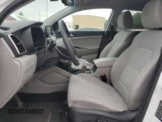 2020 Hyundai Tucson SEL z VIN KM8J3CAL3LU240156, wystawiony jako Copart lot #54928455 z przebiegiem 90 804 mil mil oraz Szkoda całkowita • Salvage title. Historia ofert i sprzedaży dostępna na DreamBid. Obrazek 7.