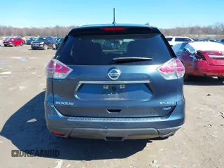 2014 Nissan Rogue S with VIN 5N1AT2MV1EC820635, listed as a IAAI auction lot 41814010 with 168,926 mi miles. Bid and sale history available at carsss.com. Image 17.
