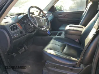 2008 GMC Yukon XL SLE w/3SA with VIN 1GKFC16018R184102, listed as a Copart auction lot 85767594 with 225,017 mi miles and Clean Title. Bid and sale history available at carsss.com. Image 7.