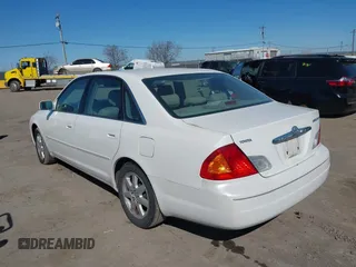 2001 Toyota Avalon XL with VIN 4T1BF28B01U120282, listed as a IAAI auction lot 41763994 with 281,789 mi miles and . Bid and sale history available at DreamBid. Image 3.