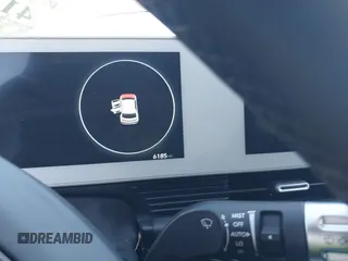 2024 Hyundai Ioniq 5 Limited z VIN KM8KR4DE2RU253057, wystawiony jako IAAI lot #41444014 z przebiegiem 6 185 mil mil oraz . Historia ofert i sprzedaży dostępna na DreamBid. Obrazek 7.