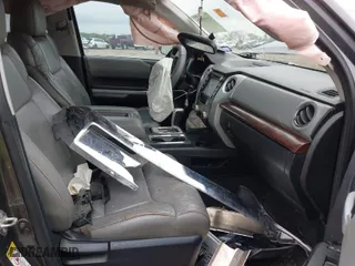 2016 Toyota Tundra 4WD Truck LTD with VIN 5TFHW5F19GX490700, listed as a IAAI auction lot 41958974 with 252,002 mi miles. Bid and sale history available at carsss.com. Image 5.