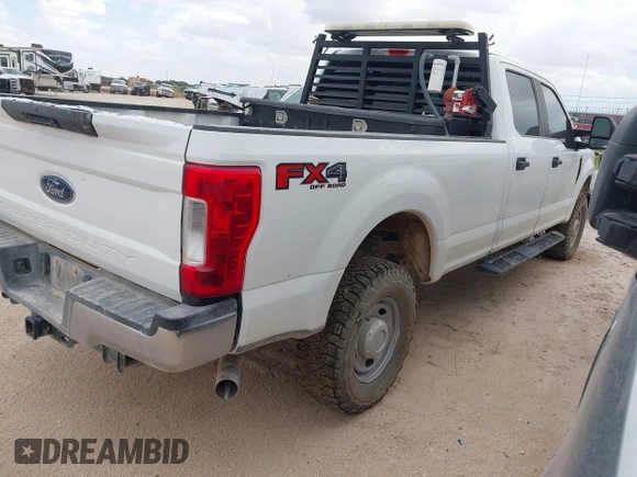 2019 Ford F-250 XL with VIN 1FT7W2B65KED93008, listed as a IAAI auction lot 42524436 with 258,924 mi miles and . Bid and sale history available at DreamBid. Image 4.