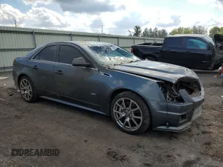 2011 Cadillac CTS-V z VIN 1G6DV5EP0B0159774, wystawiony jako Copart lot #74675704 z przebiegiem 126 830 mil mil oraz Szkoda całkowita • Salvage title. Historia ofert i sprzedaży dostępna na DreamBid. Obrazek 4.