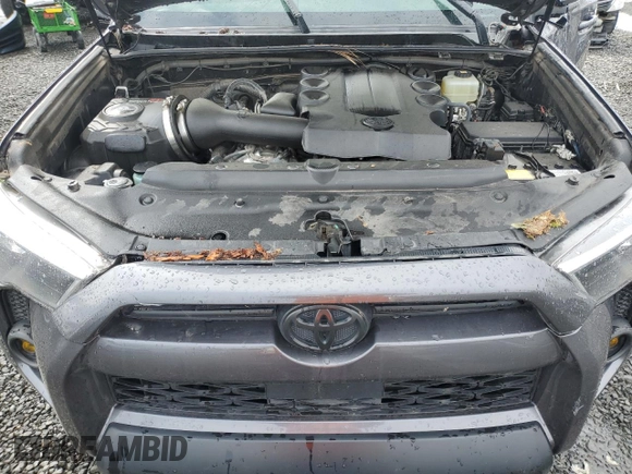 2022 Toyota 4Runner SR5 Premium with VIN JTENU5JR3N6067471, listed as a Copart auction lot 50493315 with 42,450 mi miles and Salvage title. Bid and sale history available at DreamBid. Image 12.