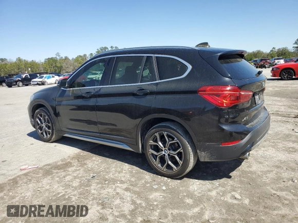 2022 BMW X1 sDrive28i with VIN WBXJG7C02N5V40225, listed as a Copart auction lot 47688195 with 42,430 mi miles and Salvage Title. Bid and sale history available at carsss.com. Image 2.