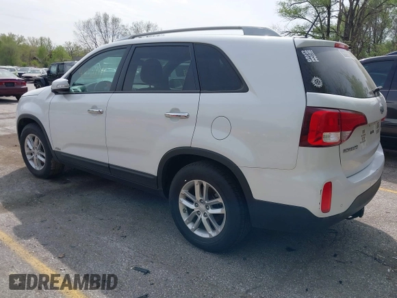 2015 Kia Sorento LX with VIN 5XYKTDA60FG554894, listed as a IAAI auction lot 41926004 with 93,523 mi miles. Bid and sale history available at carsss.com. Image 3.