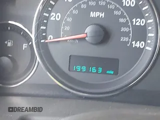 2006 Jeep Commander with VIN 1J8HG48K36C342666, listed as a IAAI auction lot 41908526 with 199,163 mi miles. Bid and sale history available at carsss.com. Image 16.