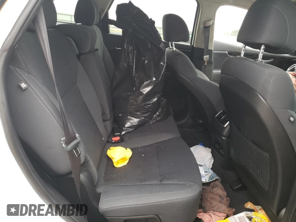 2017 Kia Sorento LX with VIN 5XYPGDA35HG200002, listed as a Copart auction lot 64848032 with 0 mi miles and Salvage Title. Bid and sale history available at carsss.com. Image 6.