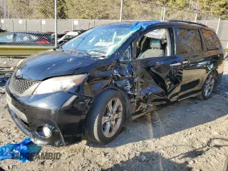 2013 Toyota Sienna SE с VIN 5TDXK3DC9DS390825, выставлен на аукционе Copart как лот 82363794 с пробегом 244 673 миль миль и Списание • Salvage title. История ставок и продаж доступна на DreamBid. Изображение 1.