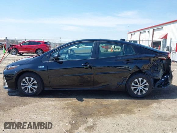 2021 Toyota Prius LE с VIN JTDKAMFP5M3187029, выставлен на аукционе IAAI как лот 41985248 с пробегом 16 419 миль миль и . История ставок и продаж доступна на DreamBid. Изображение 14.