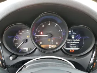 2022 Porsche Macan with VIN WP1AA2A53NLB09015, listed as a Copart auction lot 44997085 with 13,999 mi miles and Salvage title. Bid and sale history available at DreamBid. Image 9.