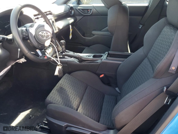2024 Toyota GR86 with VIN JF1ZNBB13R8753584, listed as a Copart auction lot 46314265 with 2,811 mi miles and Salvage Title. Bid and sale history available at carsss.com. Image 7.