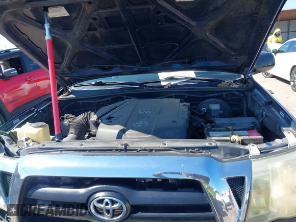 2008 Toyota Tacoma PreRunner with VIN 5TEJU62N28Z544094, listed as a IAAI auction lot 41633120 with 165,795 mi miles. Bid and sale history available at carsss.com. Image 10.
