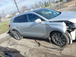 2016 Lincoln MKX Reserve with VIN 2LMTJ8LRXGBL76149, listed as a IAAI auction lot 41917774 with 90,736 mi miles and . Bid and sale history available at DreamBid. Image 13.