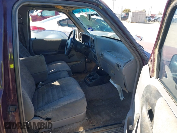 1993 Ford Ranger STX z VIN 1FTCR14X3PPA17425, wystawiony jako IAAI lot #41471563 z przebiegiem 83 170 mil mil oraz . Historia ofert i sprzedaży dostępna na DreamBid. Obrazek 5.