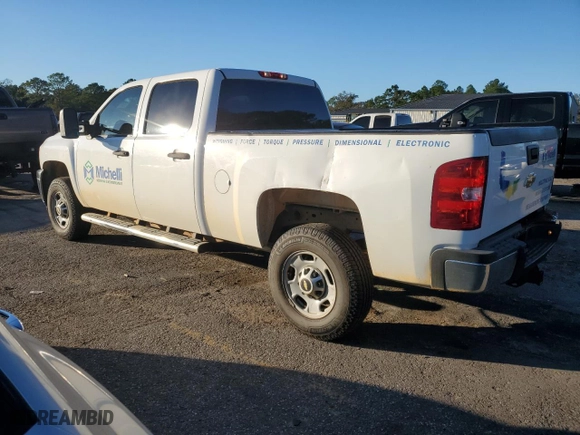 2013 Chevrolet Silverado 2500HD Work Truck with VIN 1GC1CVC83DF120243, listed as a Copart auction lot 81739504 with 295,888 mi miles and Clean Title. Bid and sale history available at carsss.com. Image 2.