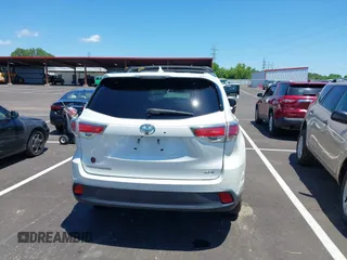 2016 Toyota Highlander XLE z VIN 5TDKKRFHXGS132954, wystawiony jako IAAI lot #42288224 z przebiegiem 153 448 mil mil oraz . Historia ofert i sprzedaży dostępna na DreamBid. Obrazek 16.