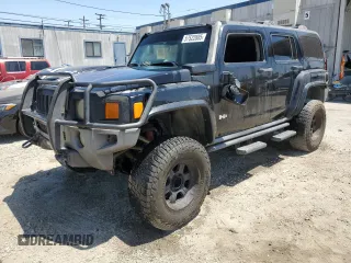 2006 Hummer H3 z VIN 5GTDN136368218428, wystawiony jako Copart lot #57522885 z przebiegiem 156 776 mil mil oraz Tytuł czysty. Historia ofert i sprzedaży dostępna na DreamBid. Obrazek 1.