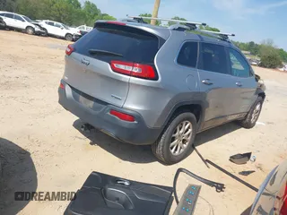 2015 Jeep Cherokee Latitude with VIN 1C4PJMCB6FW691816, listed as a IAAI auction lot 42026070 with 179,054 mi miles and . Bid and sale history available at DreamBid. Image 4.