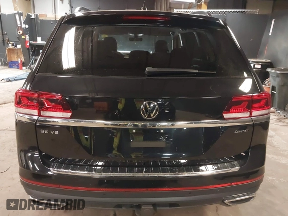 2023 Volkswagen Atlas SE с VIN 1V2KR2CA1PC545467, выставлен на аукционе IAAI как лот 42485832 с пробегом 45 315 миль миль и . История ставок и продаж доступна на DreamBid. Изображение 17.