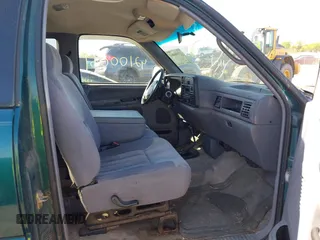 1997 Dodge 1500 with VIN 1B7HF13Z0VJ542945, listed as a IAAI auction lot 42100061 with 142,749 mi miles and . Bid and sale history available at carsss.com. Image 5.