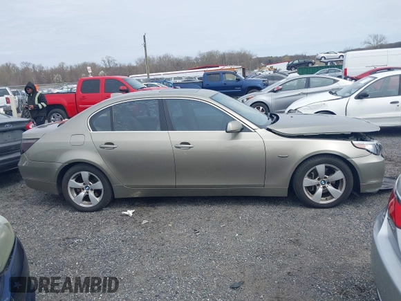 2006 BMW 5 Series 525i with VIN WBANE53536CK83932, listed as a IAAI auction lot 41929809 with 174,877 mi miles. Bid and sale history available at carsss.com. Image 13.