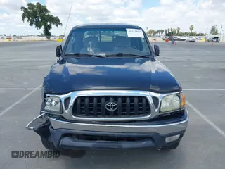 2003 Toyota Tacoma PreRunner z VIN 5TEGN92N03Z210194, wystawiony jako IAAI lot #42243037 z przebiegiem 241 047 mil mil oraz . Historia ofert i sprzedaży dostępna na DreamBid. Obrazek 12.