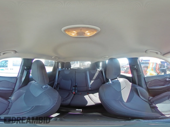 2015 Jeep Cherokee Latitude z VIN 1C4PJMCSXFW746980, wystawiony jako Copart lot #50666645 z przebiegiem 91 864 mil mil oraz Szkoda całkowita • Salvage title. Historia ofert i sprzedaży dostępna na DreamBid. Obrazek 14.