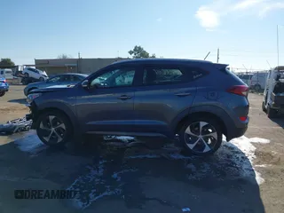 2016 Hyundai Tucson Limited with VIN KM8J33A22GU231834, listed as a IAAI auction lot 41312526 with 117,423 mi miles. Bid and sale history available at carsss.com. Image 15.