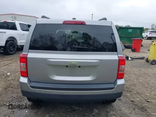 2017 Jeep Patriot Sport with VIN 1C4NJPBA2HD146096, listed as a IAAI auction lot 41896154 with 165,486 mi miles. Bid and sale history available at carsss.com. Image 17.