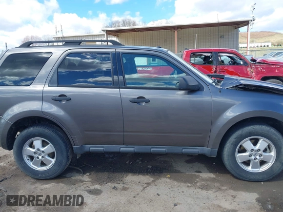 2012 Ford Escape XLT with VIN 1FMCU0D76CKC01916, listed as a IAAI auction lot 41879331 with 194,201 mi miles. Bid and sale history available at carsss.com. Image 12.