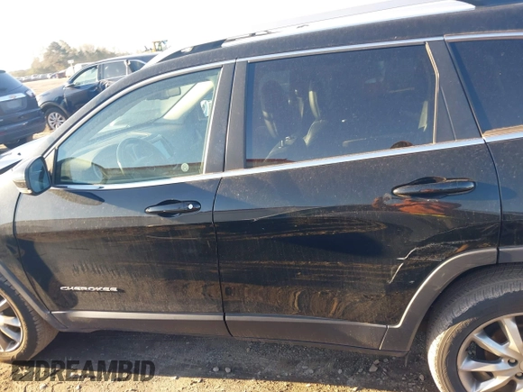 2018 Jeep Cherokee Limited с VIN 1C4PJLDB2JD620416, выставлен на аукционе IAAI как лот 41818047 с пробегом 68 461 миль миль и . История ставок и продаж доступна на DreamBid. Изображение 14.