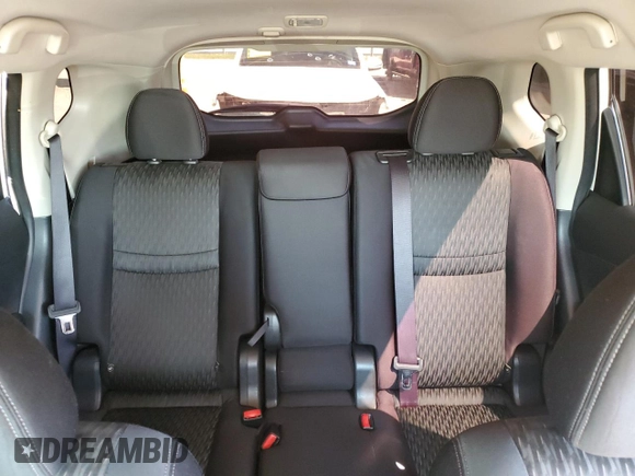 2017 Nissan Rogue SV z VIN JN8AT2MTXHW131526, wystawiony jako Copart lot #52114375 z przebiegiem 132 810 mil mil oraz Czysty tytuł • Clean title. Historia ofert i sprzedaży dostępna na DreamBid. Obrazek 10.