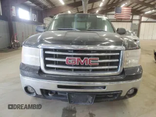 2013 GMC Sierra 1500 SLE z VIN 1GTR2VE77DZ276469, wystawiony jako Copart lot #47900465 z przebiegiem 218 729 mil mil oraz Czysty tytuł • Clean title. Historia ofert i sprzedaży dostępna na DreamBid. Obrazek 5.