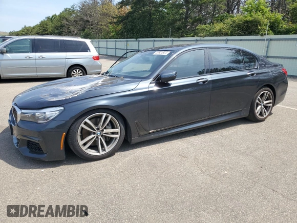 2019 BMW 7 Series 740i xDrive z VIN WBA7E4C56KGV71028, wystawiony jako Copart lot #76860474 z przebiegiem 66 657 mil mil oraz Nie do naprawy • Non repairable. Historia ofert i sprzedaży dostępna na DreamBid. Obrazek 1.