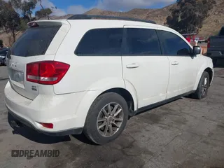 2014 Dodge Journey SXT with VIN 3C4PDCBG5ET126637, listed as a IAAI auction lot 41499125 with 165,107 mi miles. Bid and sale history available at carsss.com. Image 4.