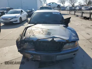 2004 BMW 3 Series 325i with VIN WBAET37444NJ44227, listed as a Copart auction lot 87671895 with 0 mi miles and Salvage Title. Bid and sale history available at carsss.com. Image 5.