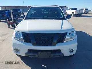 2020 Nissan Frontier SV z VIN 1N6ED0EA8LN715866, wystawiony jako IAAI lot #40888922 z przebiegiem 34 374 mil mil oraz . Historia ofert i sprzedaży dostępna na DreamBid. Obrazek 11.